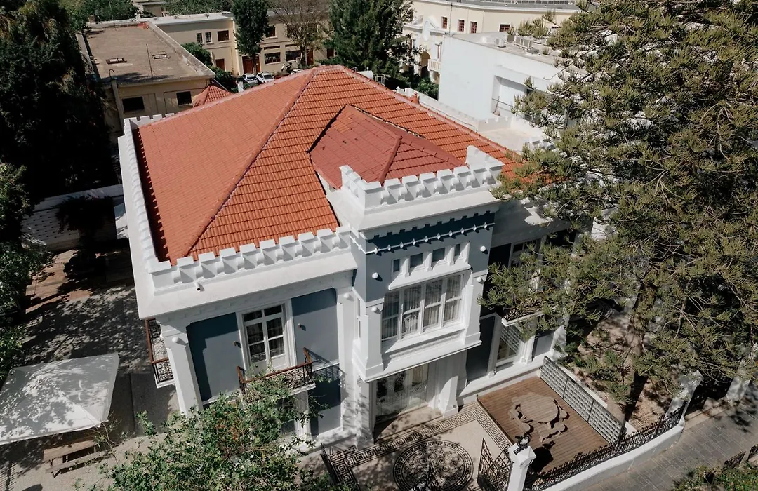 Victoria Mansion A Luxurious Neoclassical Experience-1