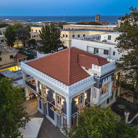 Victoria Mansion A Luxurious Neoclassical Experience-3